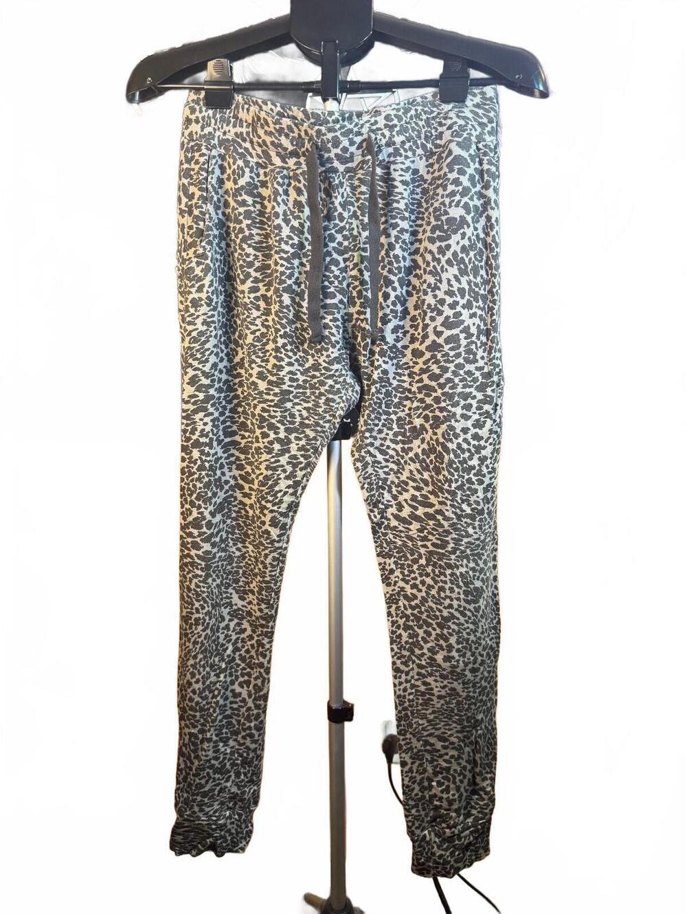 MonoB Womens all over Leopard Print Jogger Pants sz M slim fit